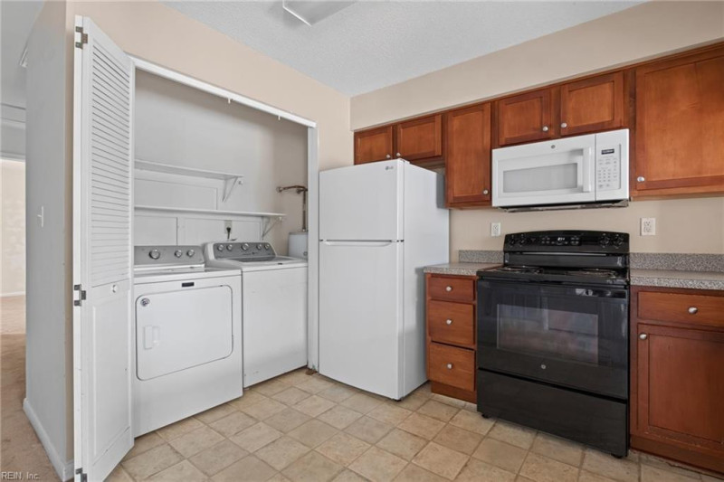 Photo 7 of 18 residential for sale in Virginia Beach virginia Photo 7 of 18 residential for sale in Virginia Beach virginia