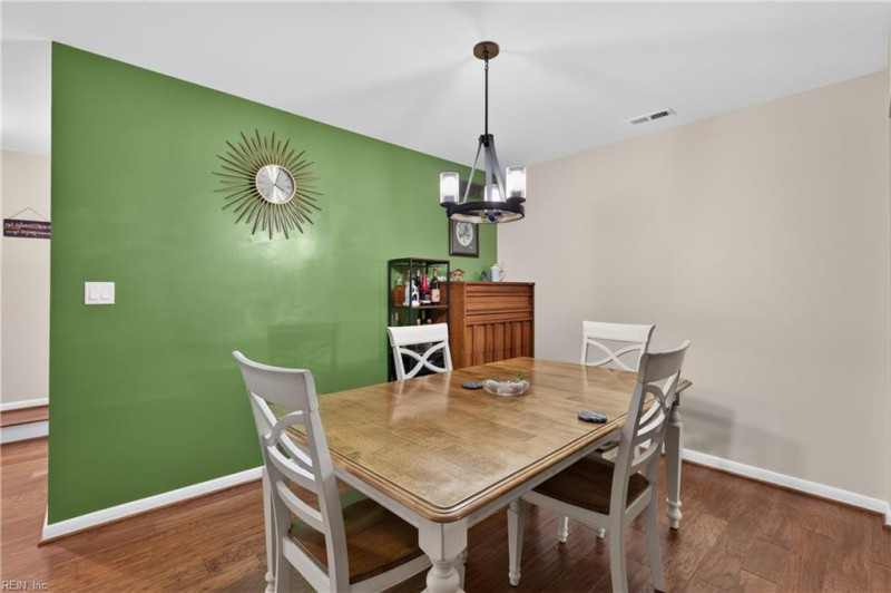 Photo 4 of 21 residential for sale in Virginia Beach virginia