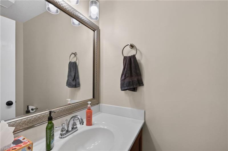 Photo 7 of 21 residential for sale in Virginia Beach virginia