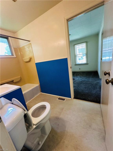 Photo 17 of 25 residential for sale in Newport News virginia