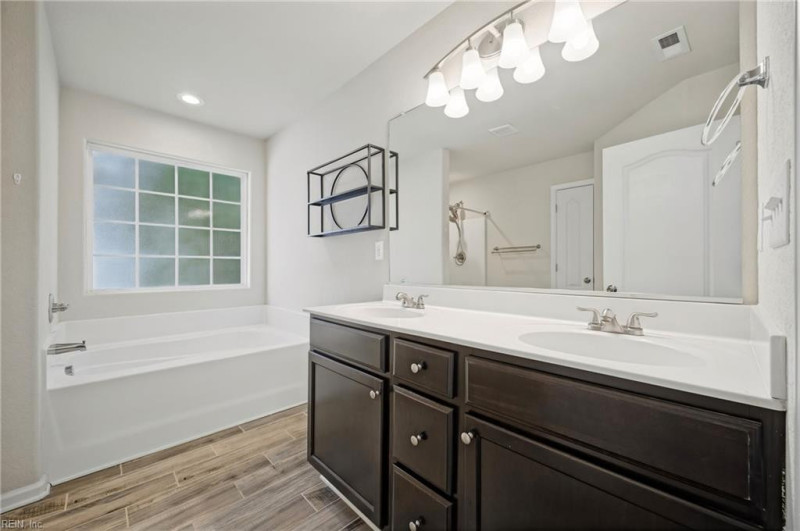 Photo 14 of 30 residential for sale in Norfolk virginia