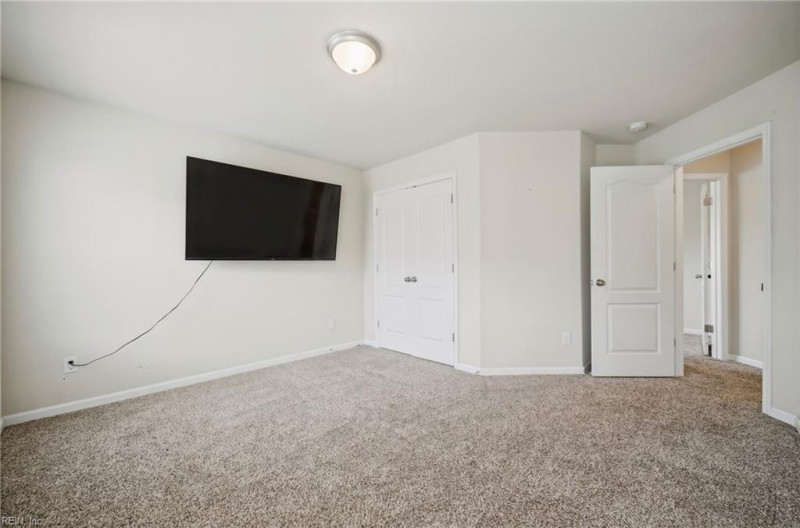Photo 18 of 30 residential for sale in Norfolk virginia