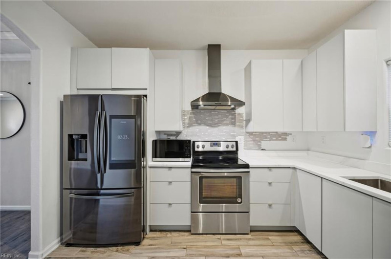 Photo 3 of 30 residential for sale in Norfolk virginia