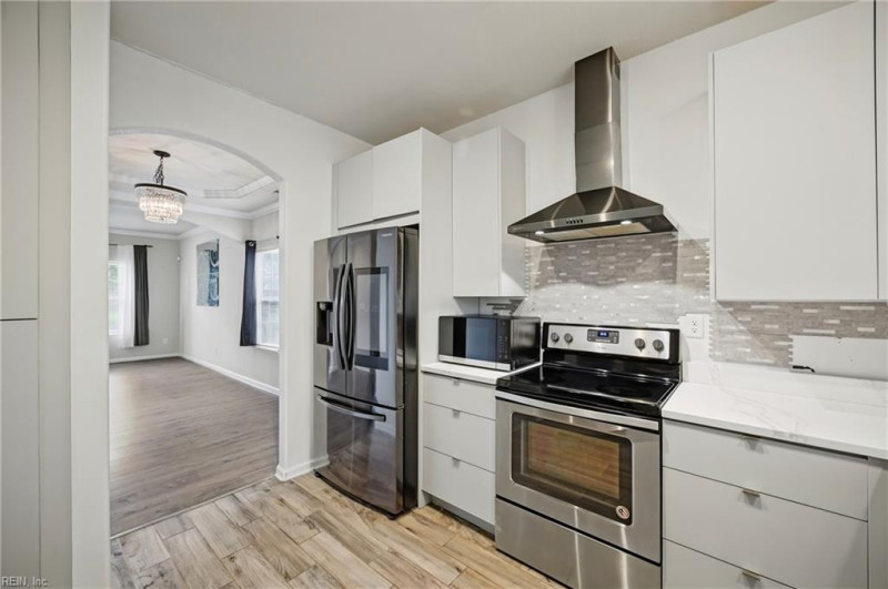 Photo 5 of 30 residential for sale in Norfolk virginia