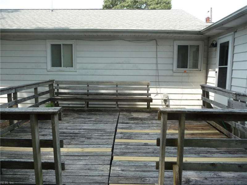 Photo 11 of 38 residential for sale in Virginia Beach virginia