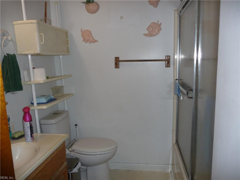 Photo 21 of 38 residential for sale in Virginia Beach virginia