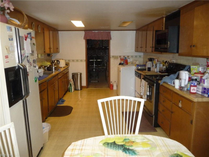Photo 24 of 38 residential for sale in Virginia Beach virginia