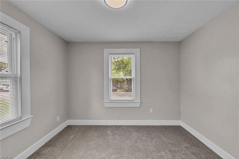 Photo 32 of 46 residential for sale in Hampton virginia