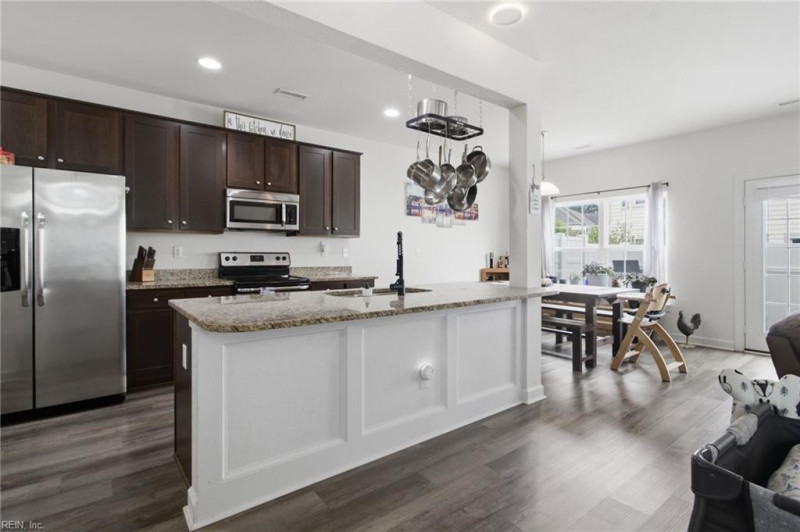 Photo 7 of 49 residential for sale in Virginia Beach virginia