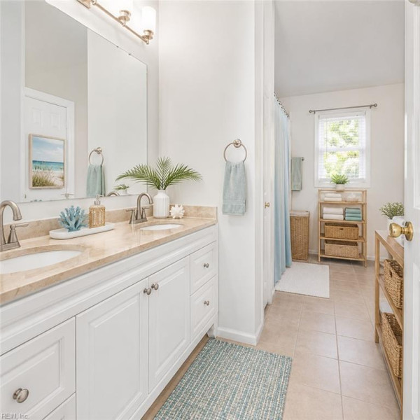 Photo 12 of 17 residential for sale in Norfolk virginia