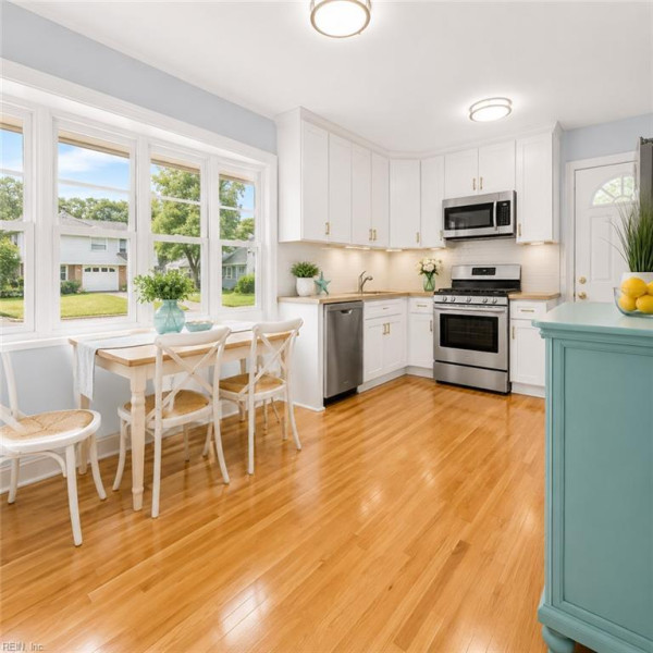 Photo 14 of 17 residential for sale in Norfolk virginia