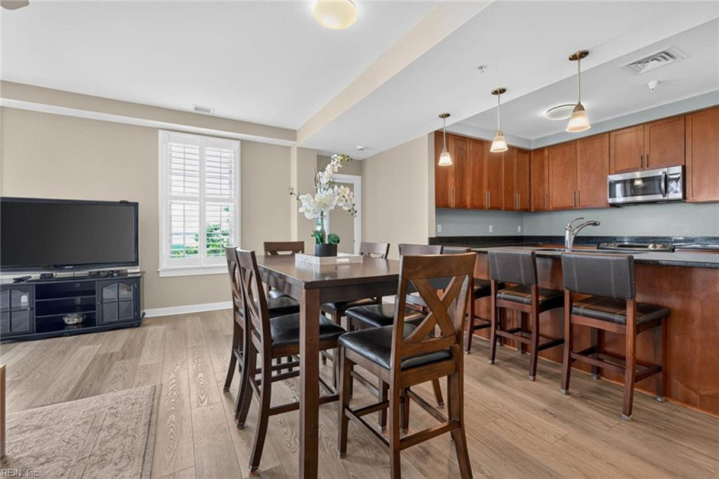 Photo 25 of 42 residential for sale in Virginia Beach virginia