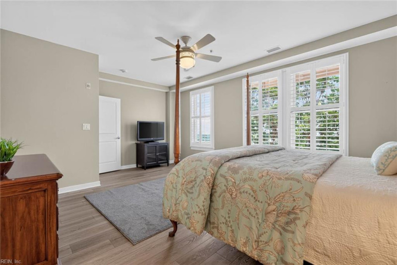 Photo 31 of 42 residential for sale in Virginia Beach virginia