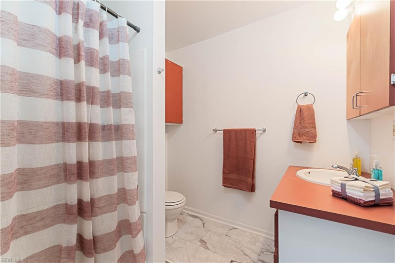 Photo 20 of 47 residential for sale in Norfolk virginia
