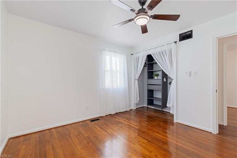 Photo 26 of 47 residential for sale in Norfolk virginia