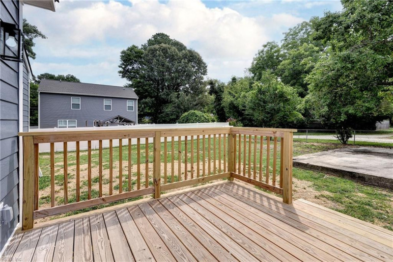 Photo 31 of 35 residential for sale in James City County virginia