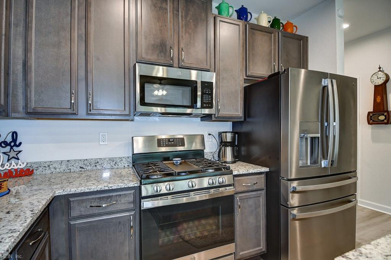 Photo 18 of 39 residential for sale in Suffolk virginia