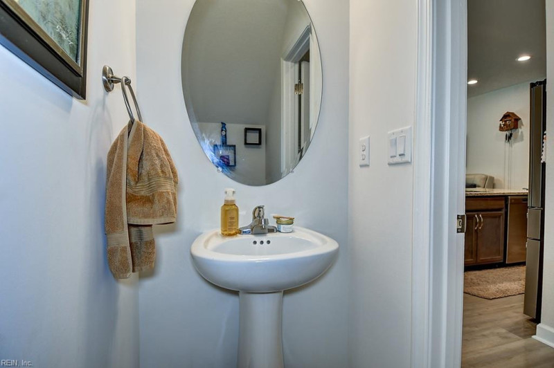 Photo 21 of 39 residential for sale in Suffolk virginia