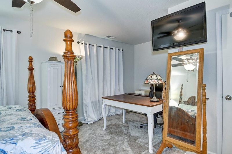 Photo 30 of 39 residential for sale in Suffolk virginia