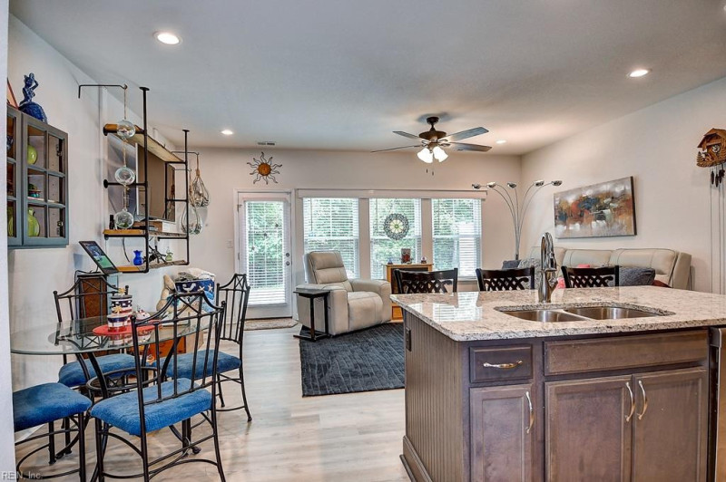 Photo 7 of 39 residential for sale in Suffolk virginia
