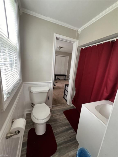 Photo 17 of 29 residential for sale in Portsmouth virginia