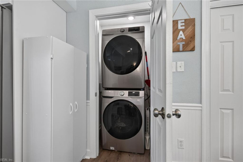 Photo 30 of 50 residential for sale in Chesapeake virginia