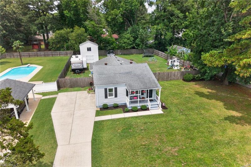 Photo 6 of 50 residential for sale in Chesapeake virginia