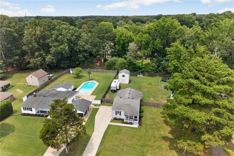Photo 9 of 50 residential for sale in Chesapeake virginia