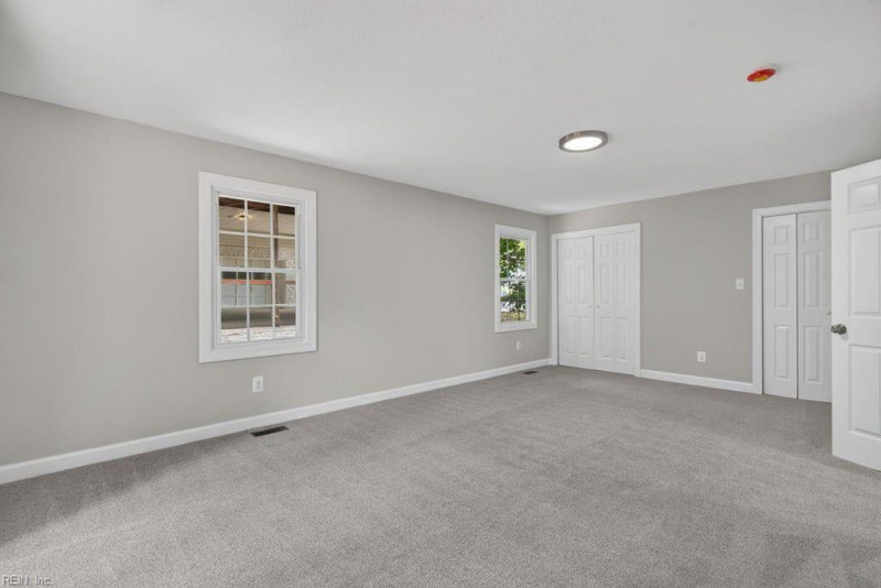 Photo 19 of 44 residential for sale in Newport News virginia