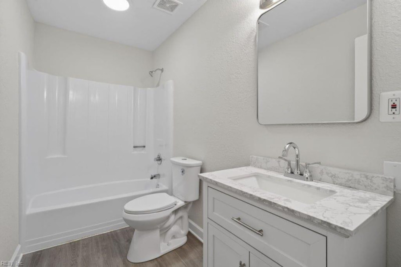 Photo 27 of 44 residential for sale in Newport News virginia