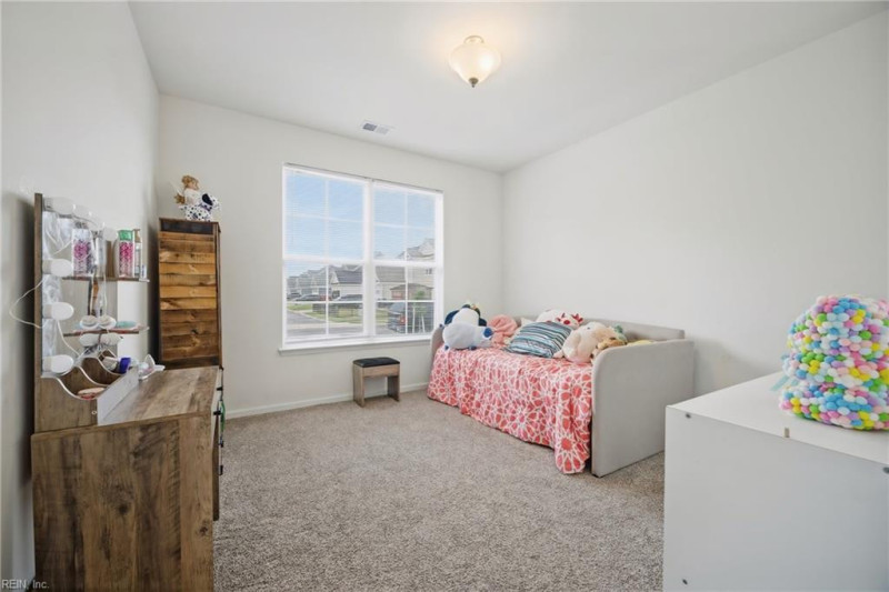 Photo 23 of 43 residential for sale in Chesapeake virginia