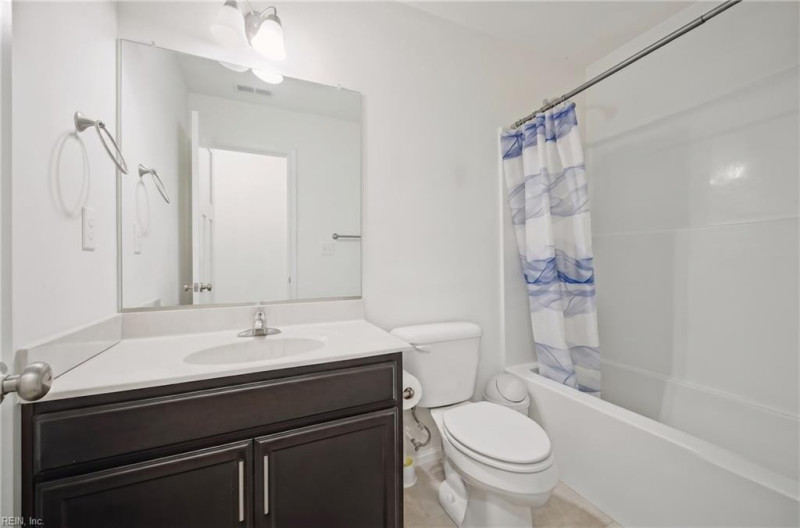 Photo 33 of 43 residential for sale in Chesapeake virginia