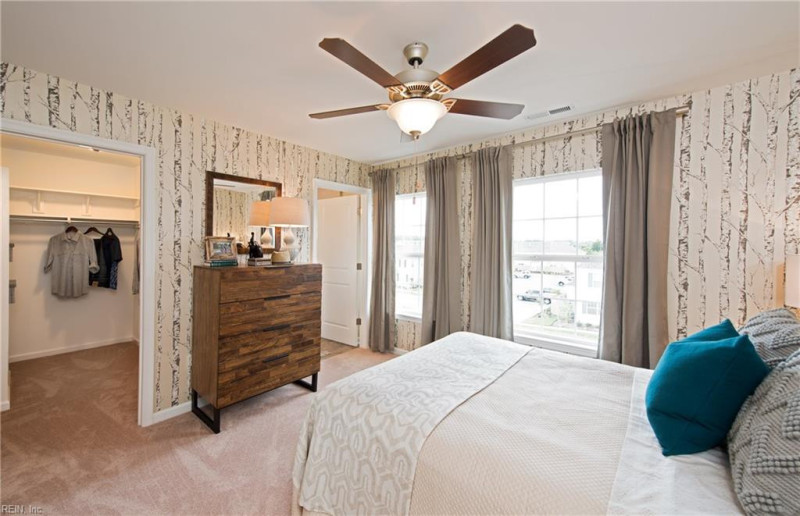Photo 18 of 21 residential for sale in Chesapeake virginia