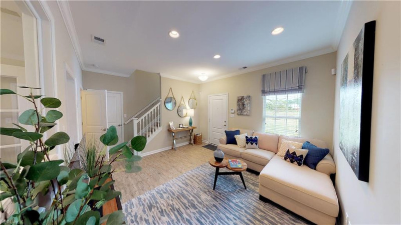 Photo 4 of 21 residential for sale in Chesapeake virginia