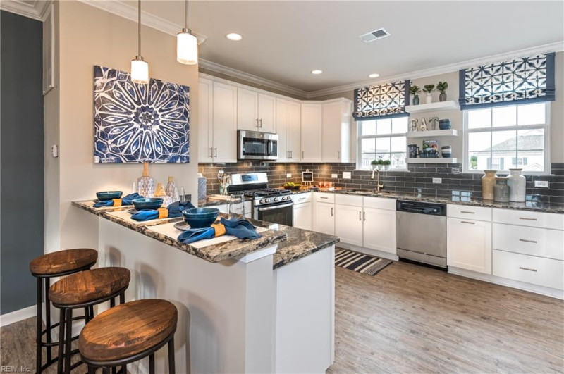 Photo 13 of 21 residential for sale in Chesapeake virginia