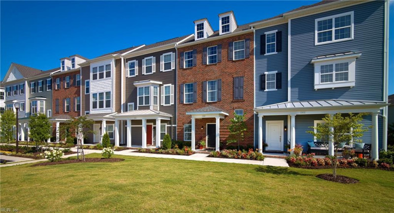 Photo 2 of 21 residential for sale in Chesapeake virginia