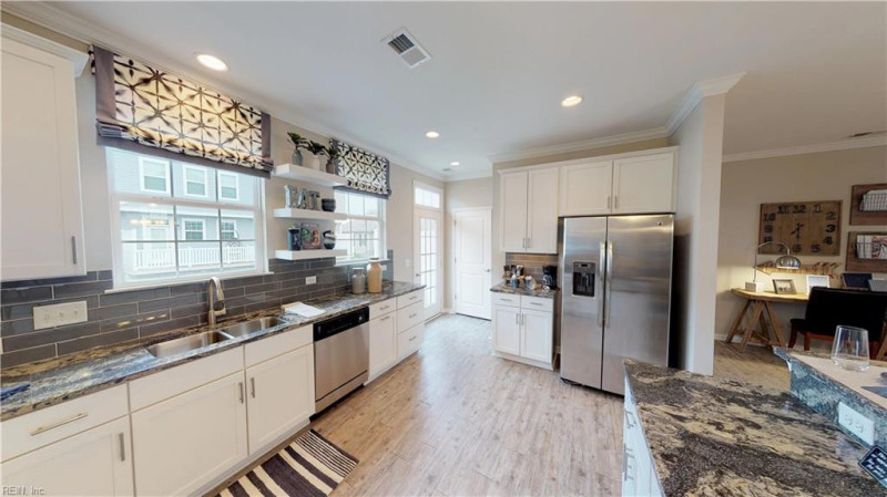 Photo 8 of 21 residential for sale in Chesapeake virginia
