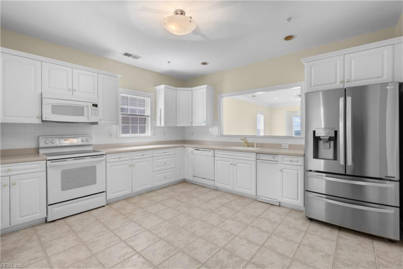 Photo 22 of 48 residential for sale in Virginia Beach virginia