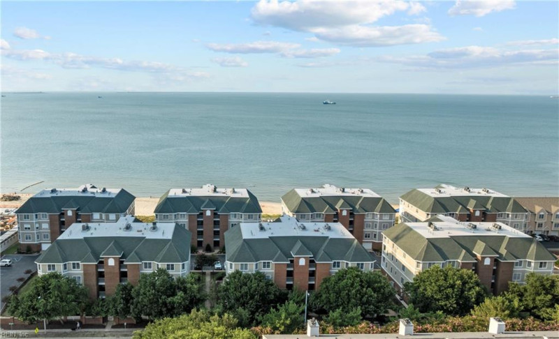 Photo 5 of 48 residential for sale in Virginia Beach virginia