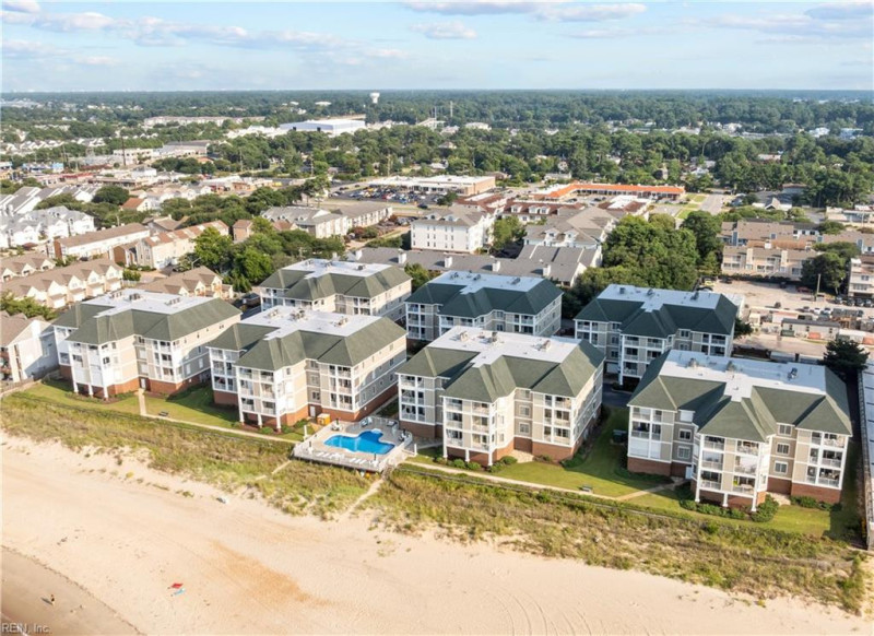 Photo 6 of 48 residential for sale in Virginia Beach virginia