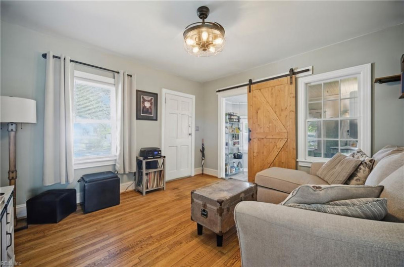 Photo 6 of 26 residential for sale in Norfolk virginia