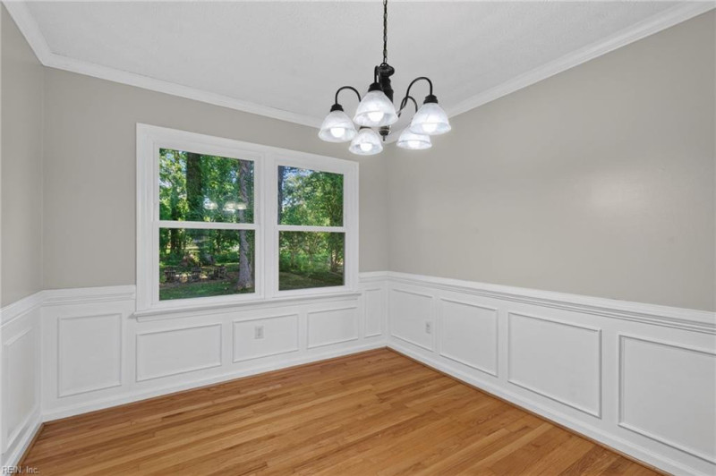 Photo 10 of 42 residential for sale in Newport News virginia