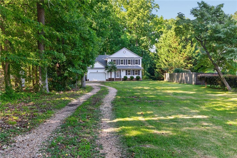 Photo 4 of 42 residential for sale in Newport News virginia
