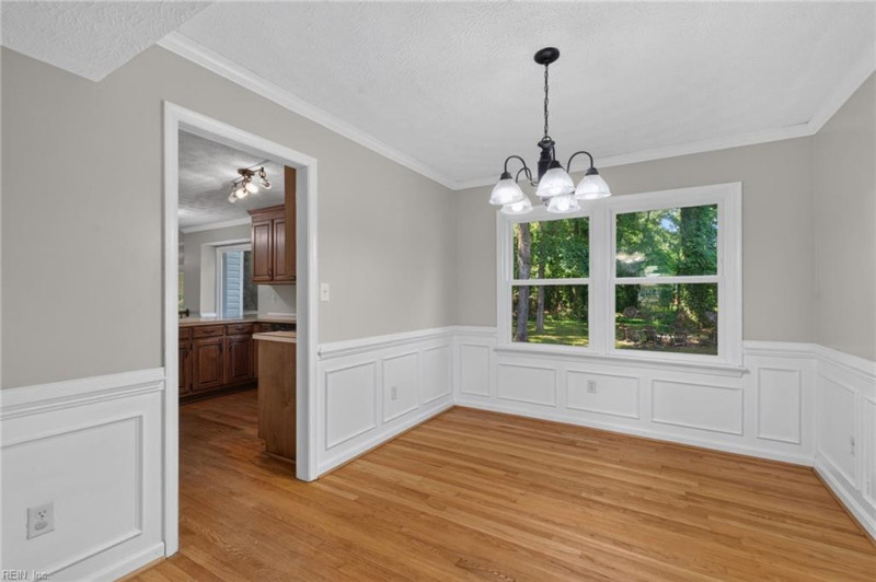 Photo 9 of 42 residential for sale in Newport News virginia