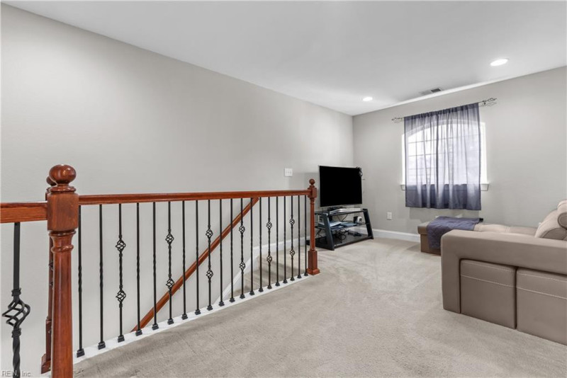 Photo 19 of 44 residential for sale in Virginia Beach virginia