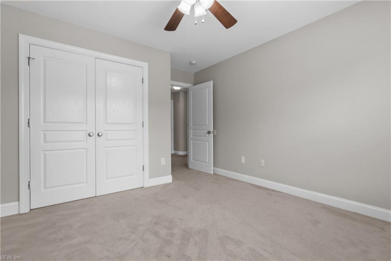 Photo 21 of 44 residential for sale in Virginia Beach virginia