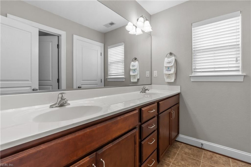 Photo 33 of 44 residential for sale in Virginia Beach virginia