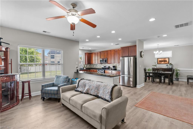 Photo 6 of 44 residential for sale in Virginia Beach virginia