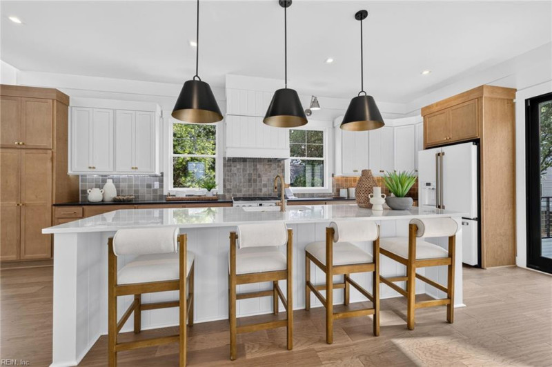 Photo 10 of 40 residential for sale in Virginia Beach virginia