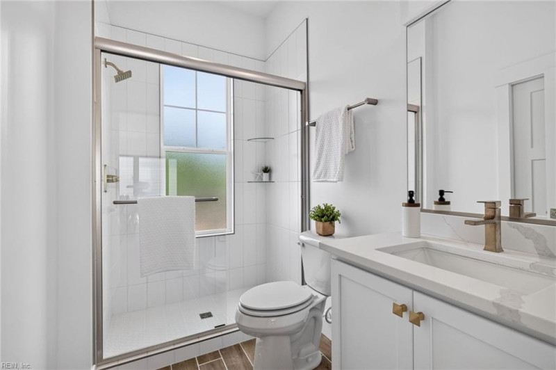 Photo 18 of 40 residential for sale in Virginia Beach virginia